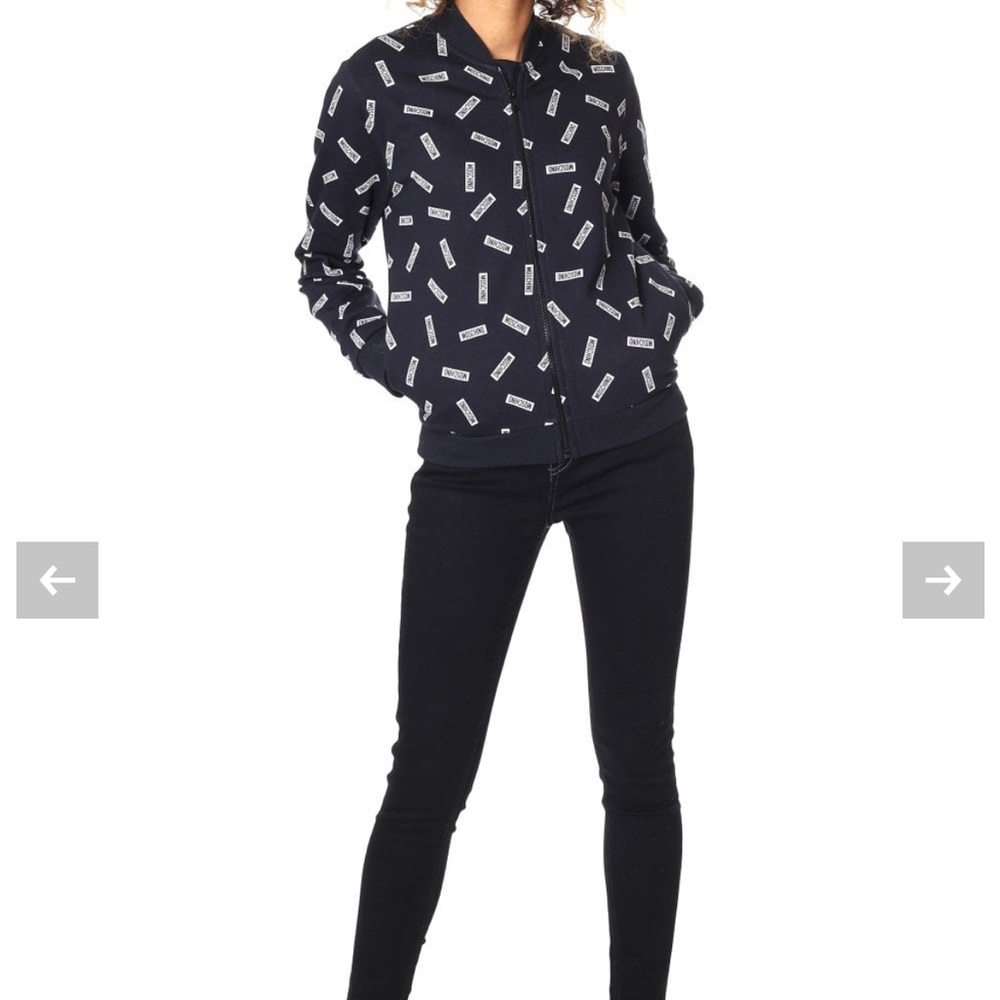 Moschino - Picture 8 of 9